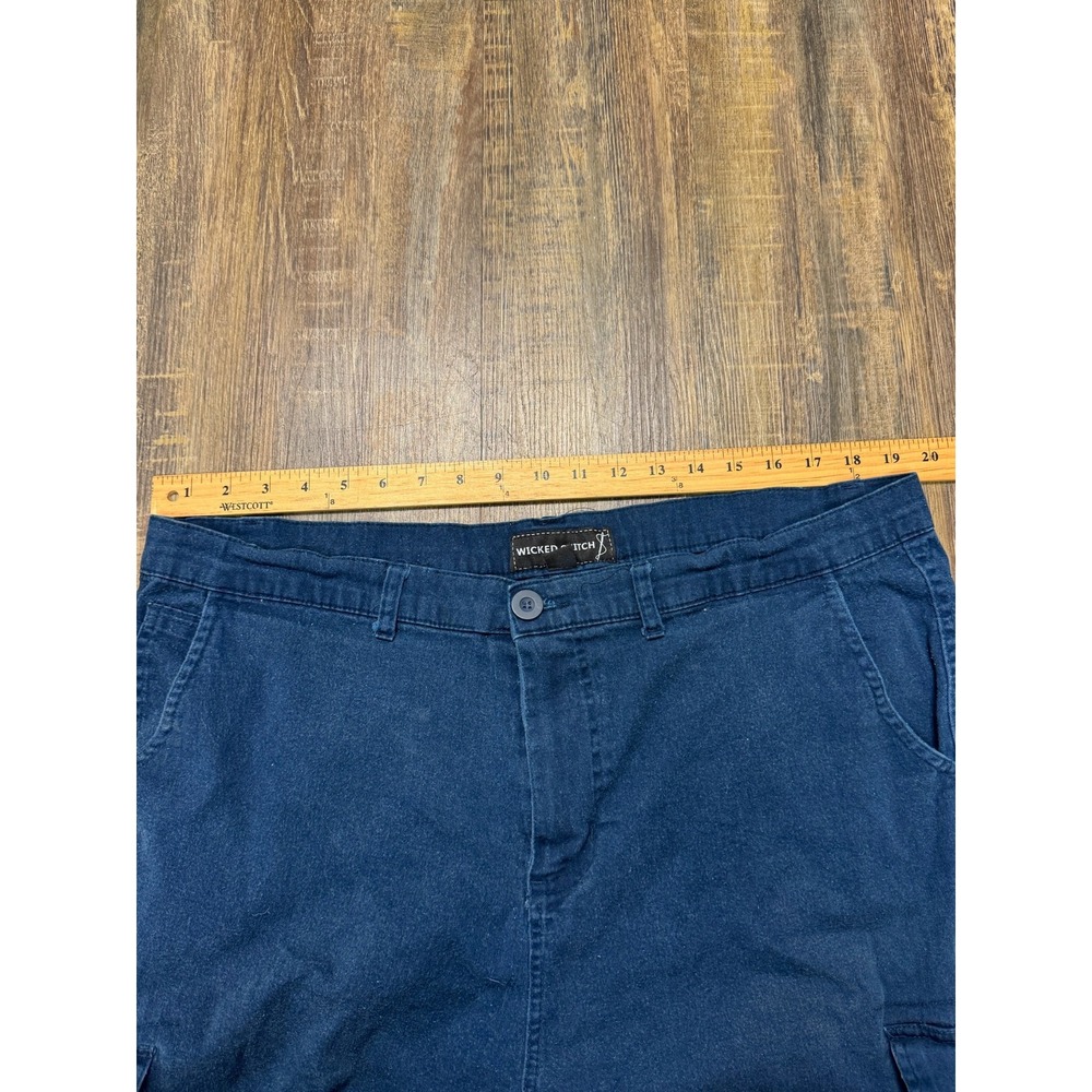 Wicked Stitch Mens Navy Blue Cargo Shorts Size 42 Utility Workwear Hiking Summer - Picture 5 of 15